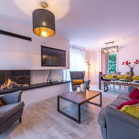 La Maison Du Port, Une Exclusivite Lla Selections By Location Lac Annecy Saint-Jorioz Luaran gambar