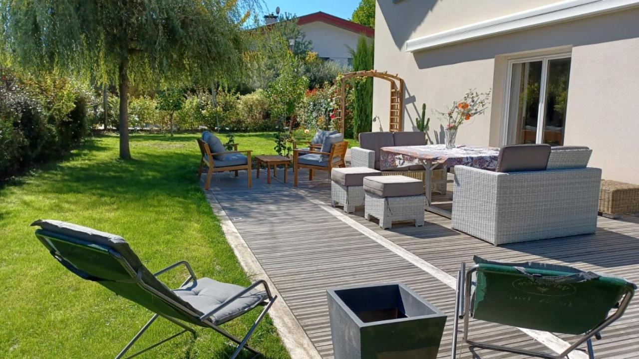 La Maison Du Port, Une Exclusivite Lla Selections By Location Lac Annecy Saint-Jorioz Luaran gambar