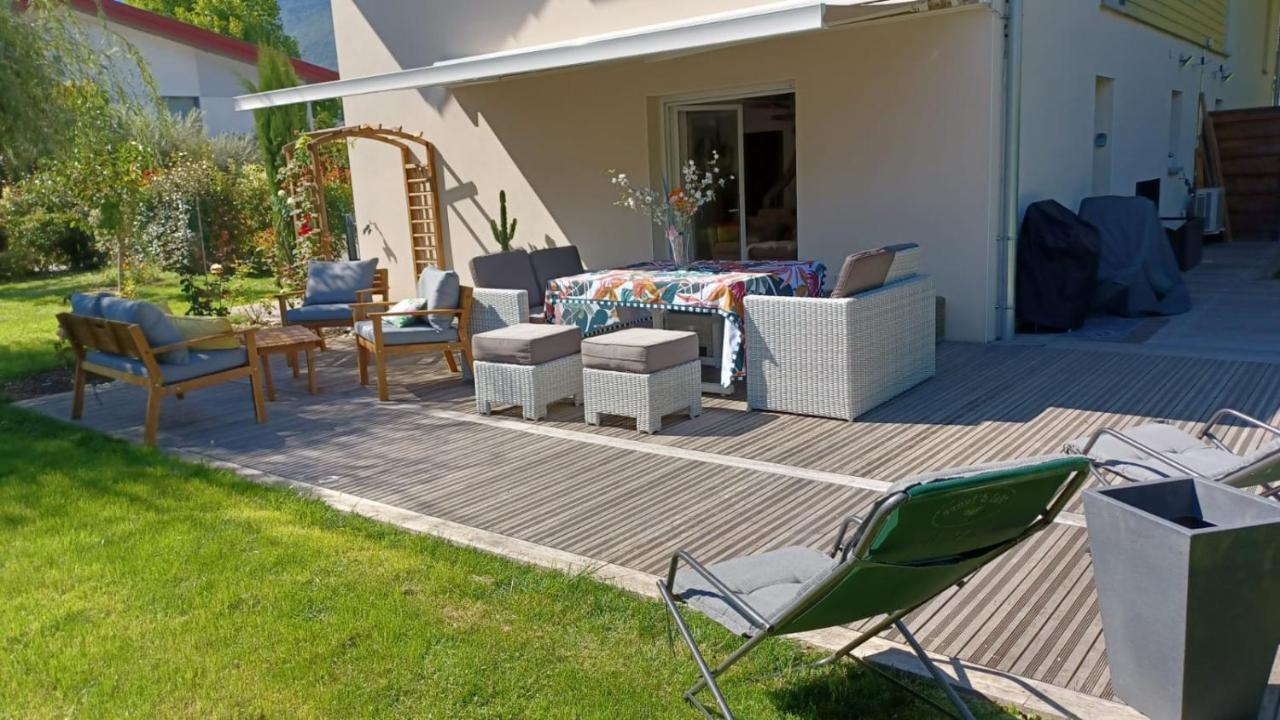 La Maison Du Port, Une Exclusivite Lla Selections By Location Lac Annecy Saint-Jorioz Luaran gambar