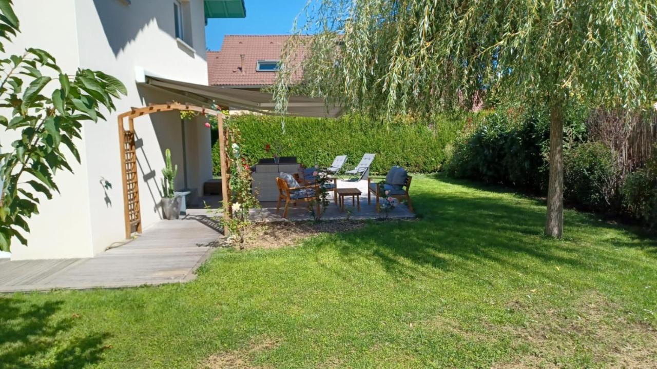 La Maison Du Port, Une Exclusivite Lla Selections By Location Lac Annecy Saint-Jorioz Luaran gambar