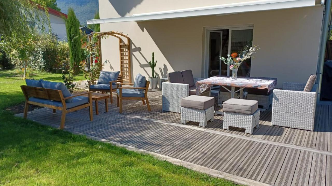 La Maison Du Port, Une Exclusivite Lla Selections By Location Lac Annecy Saint-Jorioz Luaran gambar