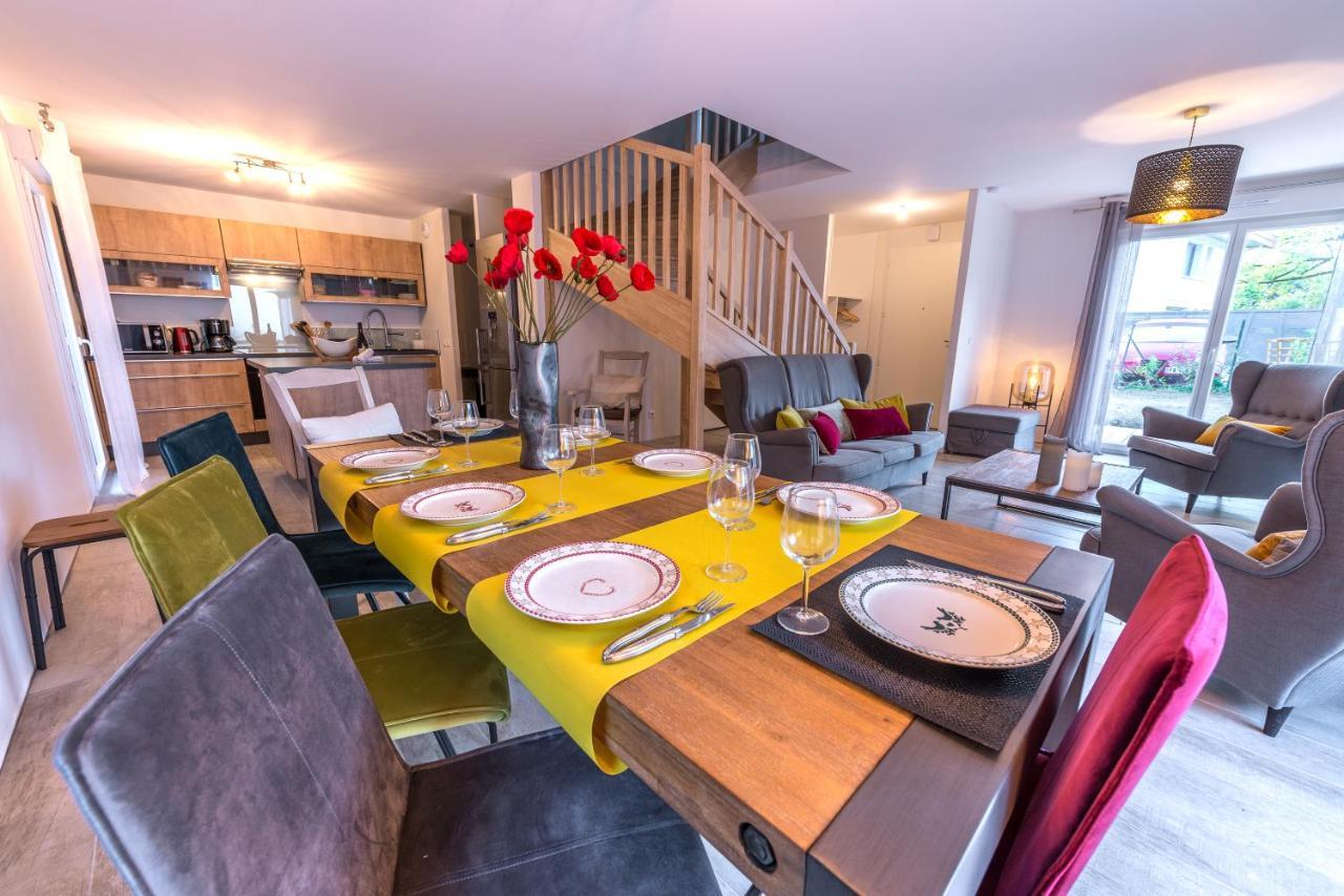 La Maison Du Port, Une Exclusivite Lla Selections By Location Lac Annecy Saint-Jorioz Luaran gambar
