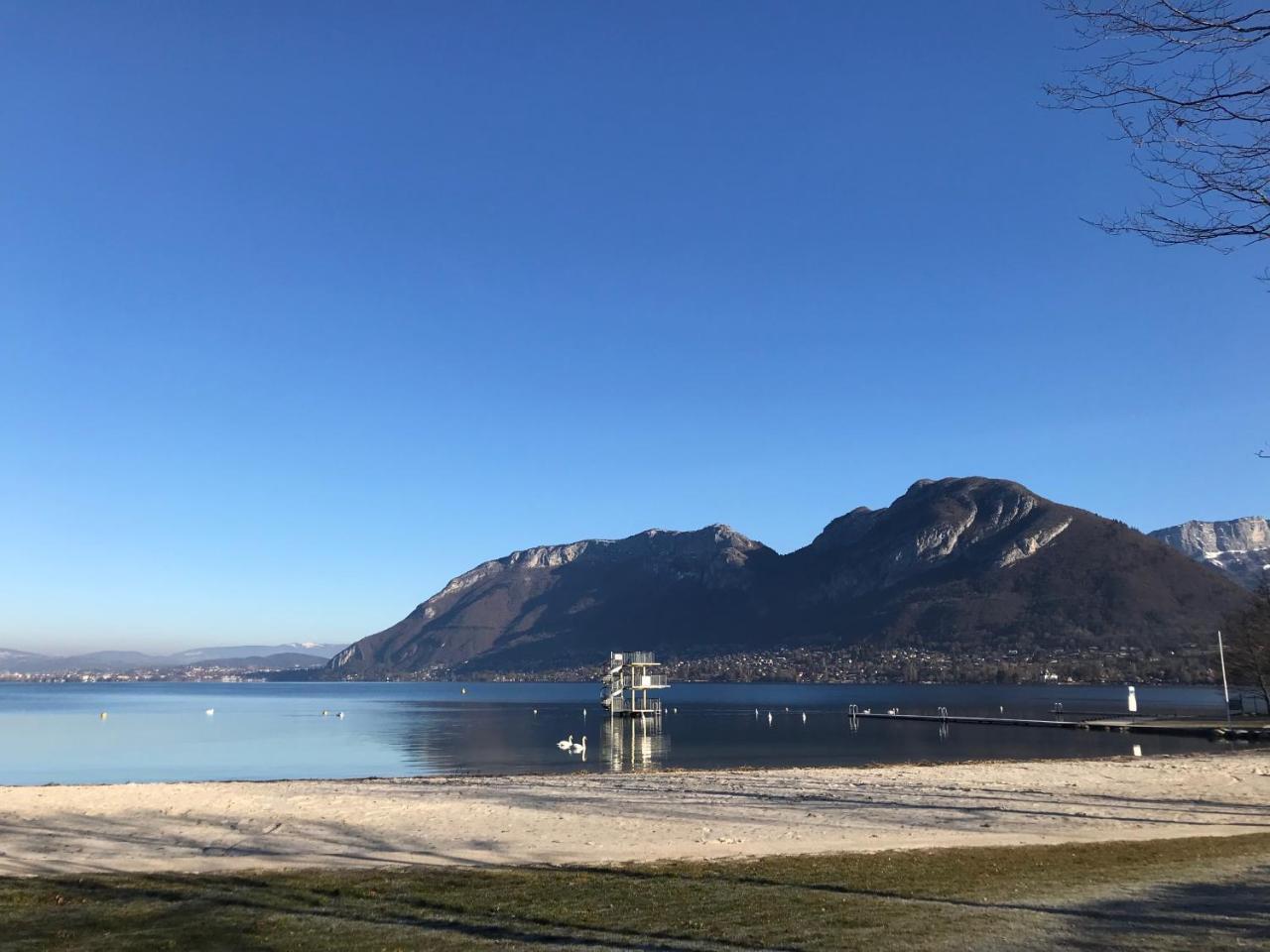 La Maison Du Port, Une Exclusivite Lla Selections By Location Lac Annecy Saint-Jorioz Luaran gambar