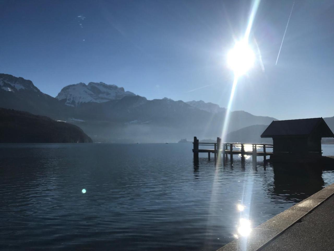 La Maison Du Port, Une Exclusivite Lla Selections By Location Lac Annecy Saint-Jorioz Luaran gambar