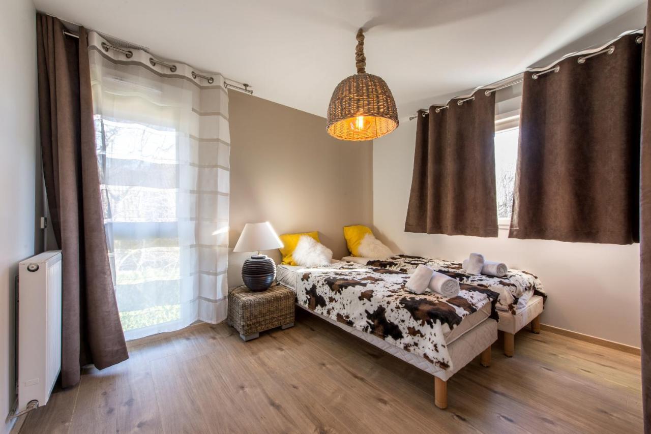 La Maison Du Port, Une Exclusivite Lla Selections By Location Lac Annecy Saint-Jorioz Luaran gambar