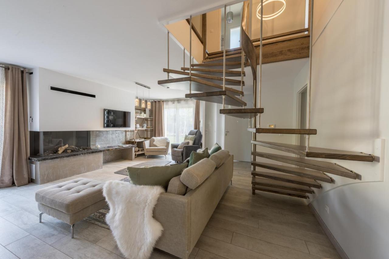 La Maison Du Port, Une Exclusivite Lla Selections By Location Lac Annecy Saint-Jorioz Luaran gambar