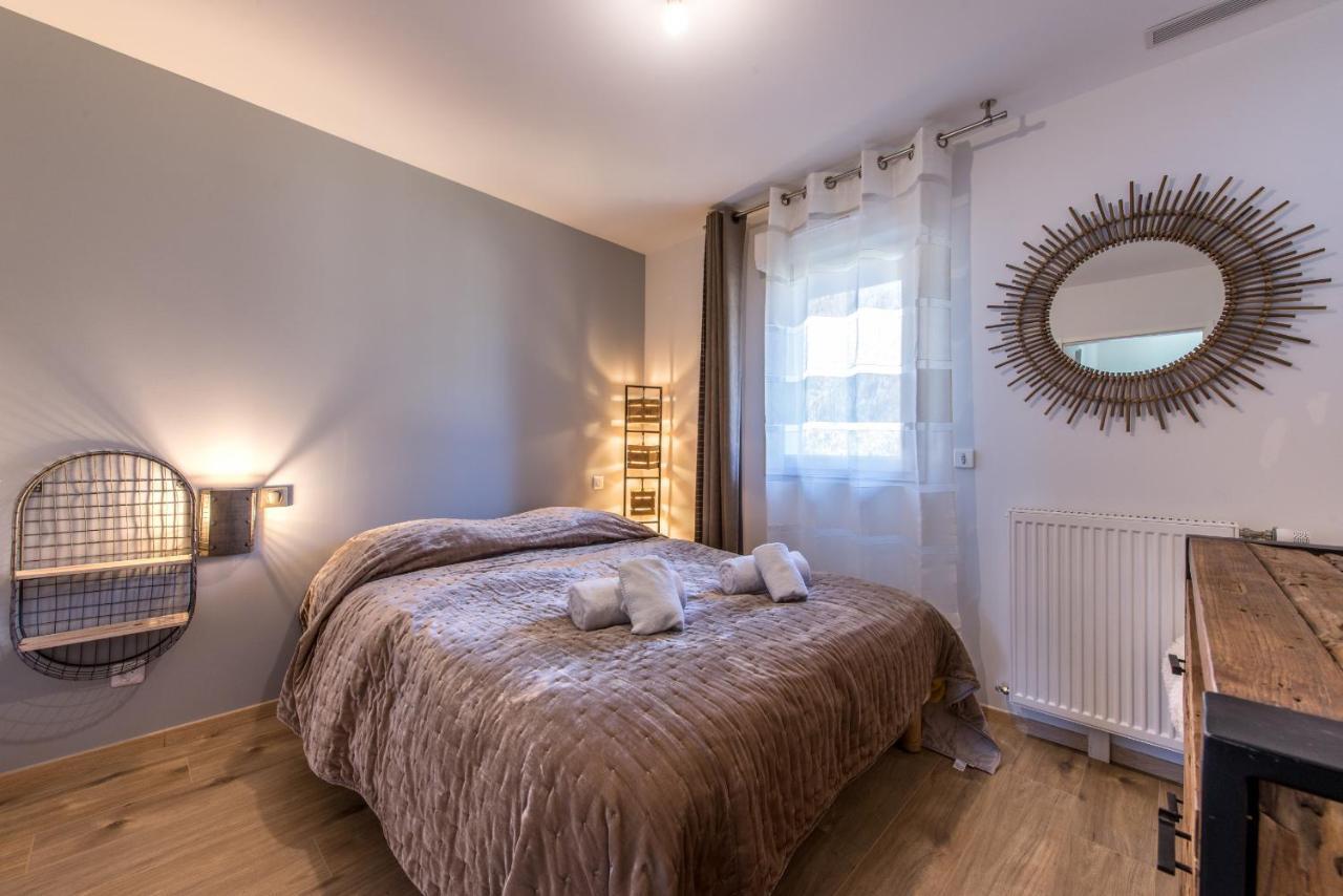 La Maison Du Port, Une Exclusivite Lla Selections By Location Lac Annecy Saint-Jorioz Luaran gambar