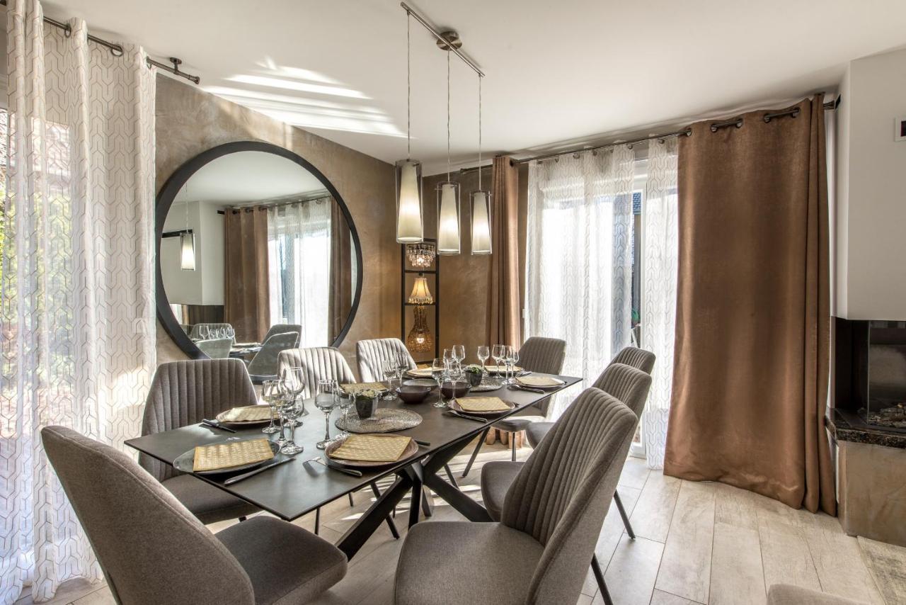 La Maison Du Port, Une Exclusivite Lla Selections By Location Lac Annecy Saint-Jorioz Luaran gambar